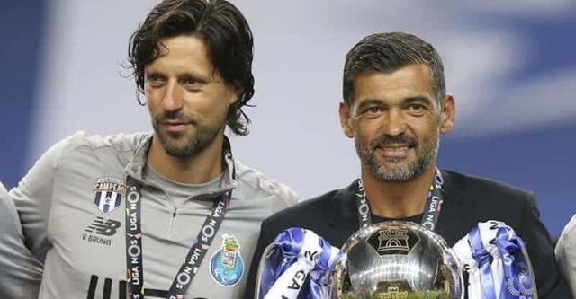 开云体育网站-孔塞桑遭助手背叛？葡超版瓜帅和比拉诺瓦的故事…