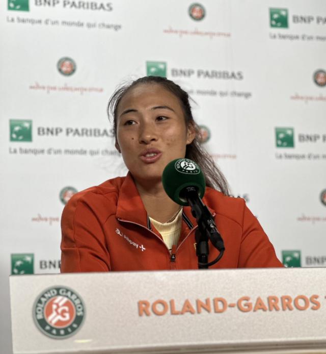 张奔斗：郑钦文还想变得更加有力量