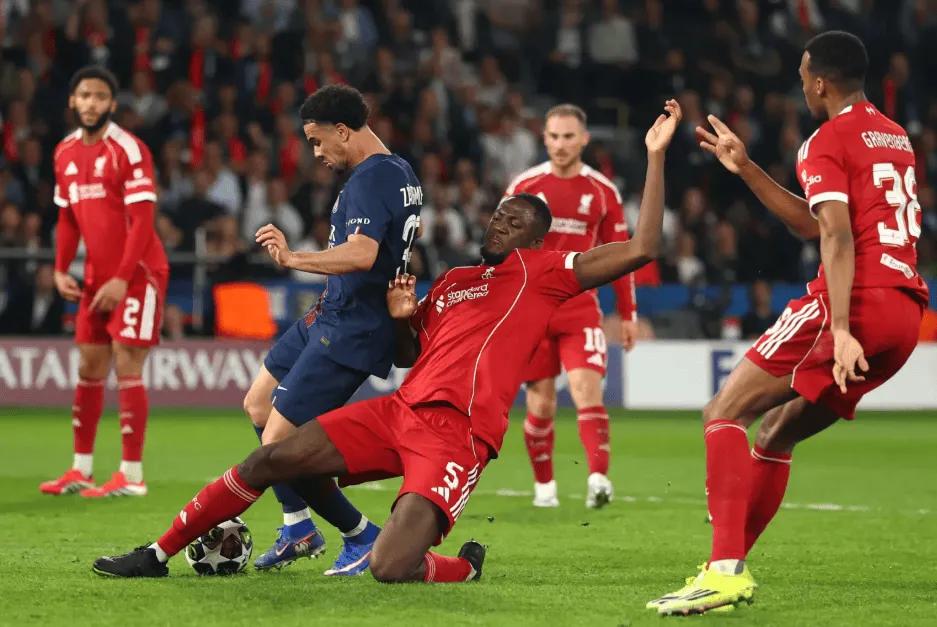 开云体育官网-杰拉德：首球科纳特本可在对抗中做更好，巴黎总能撕开防线